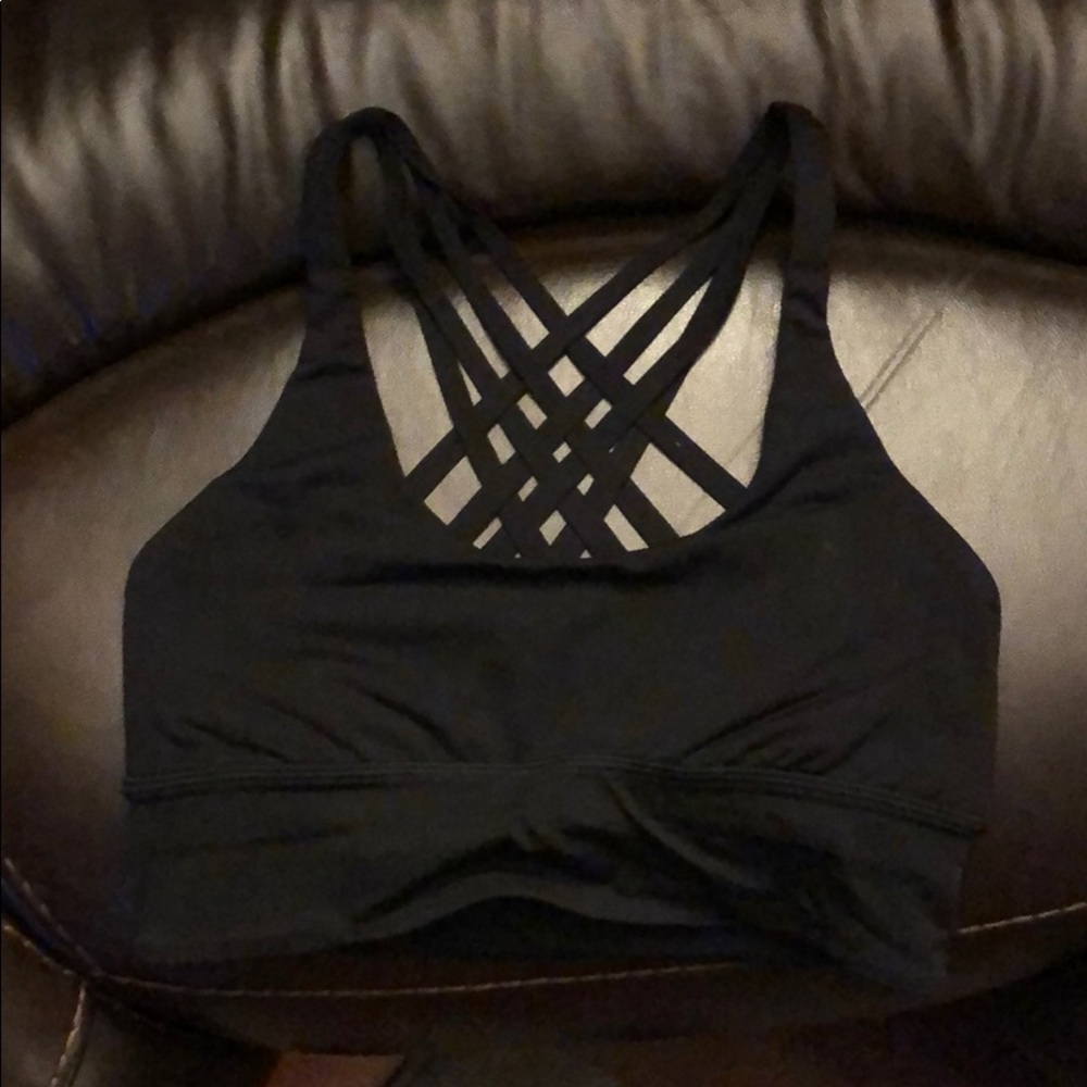 Lululemon Energy Bra Size 6 Black